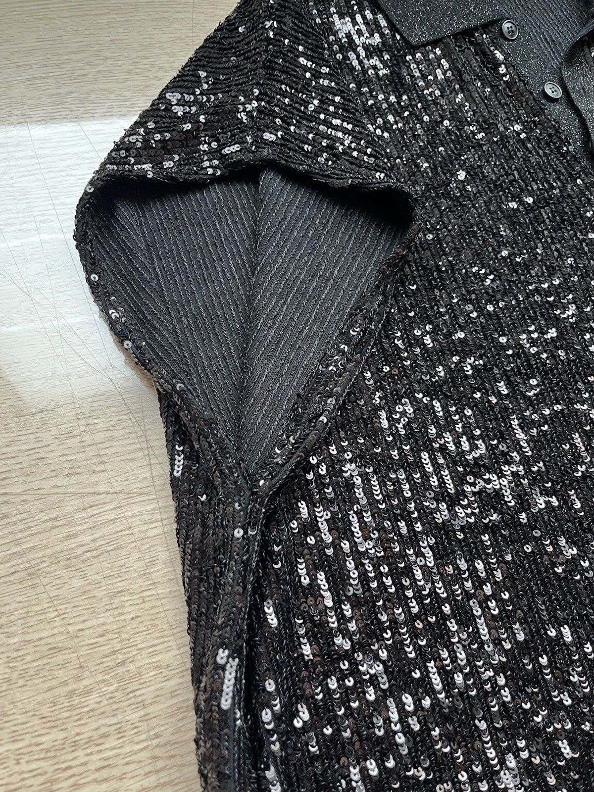 46 saint laurent full sequin sleeveless polo shirt top