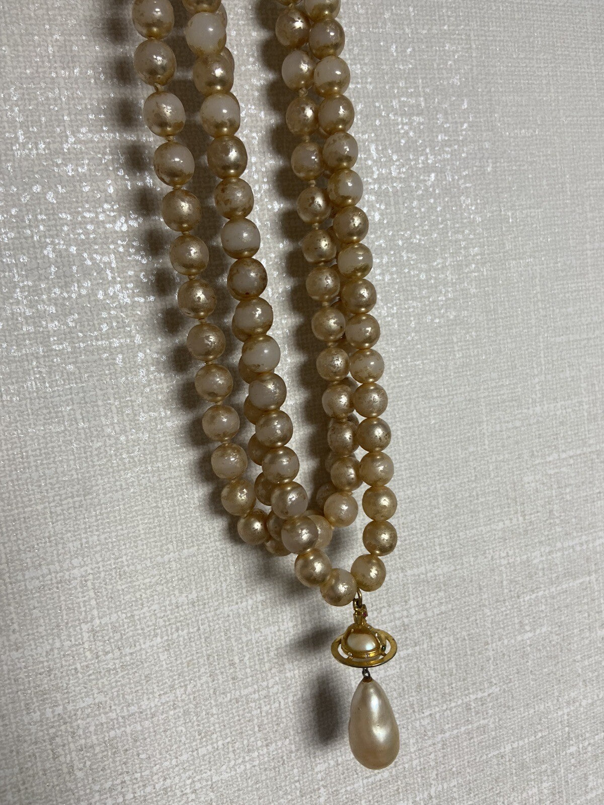 Os Vivienne westwood Vintage three pearl drop orb necklace