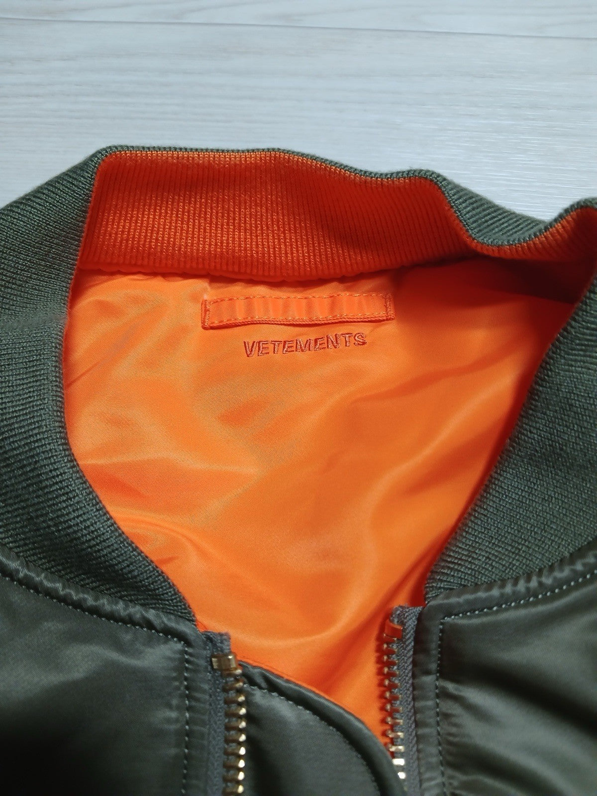 m Vetements Multi pocket cargo oversized Reversible bomber jacket