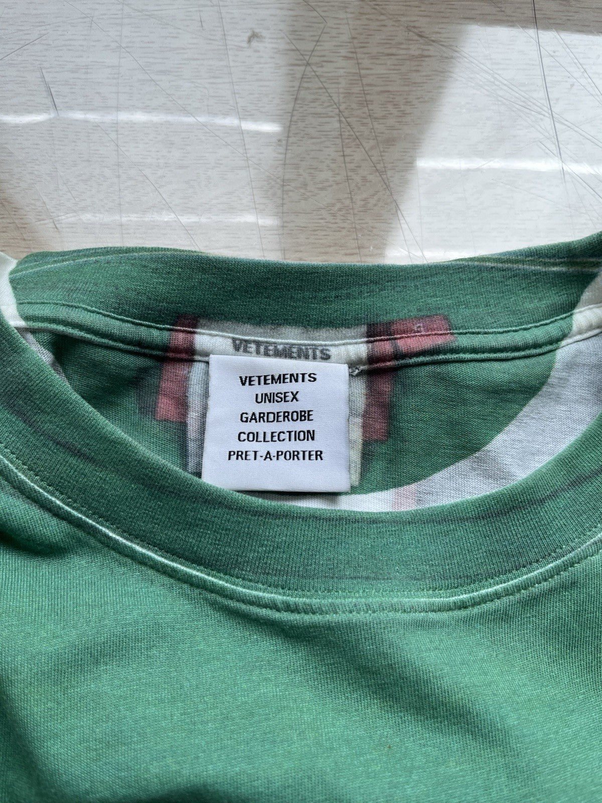 M Vetements hug me I don’t care thanks oversized t shirt