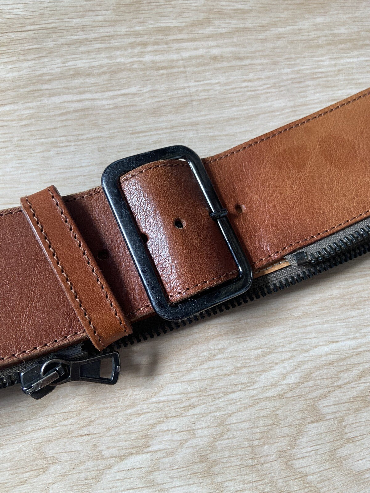 42 Jean paul Gaultier Vintage Zipper Detail Buckle Leather Belt Made In Italy