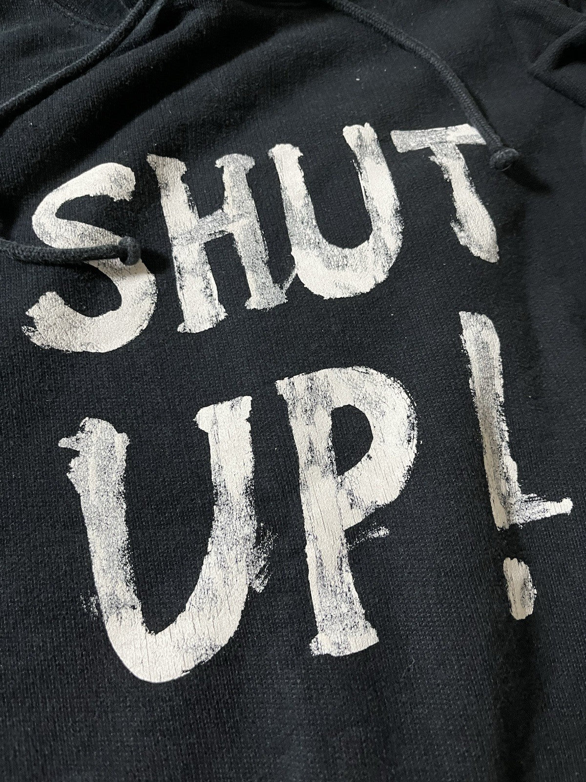 L Vetements SHUT UP oversized hoodie