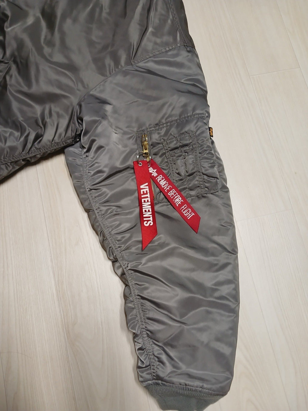 S Vetements alpha ss17 reversible oversized bomber jacket