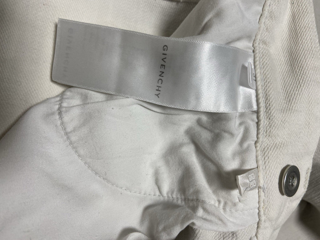 31 Givenchy ss23 distressed vintage effect denim pants