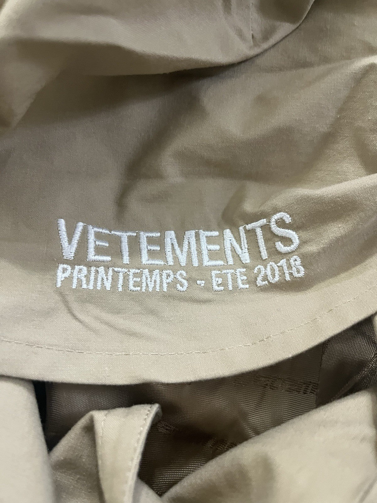 S Vetements back logo Arm Tape logo oversized trench coat Jacket