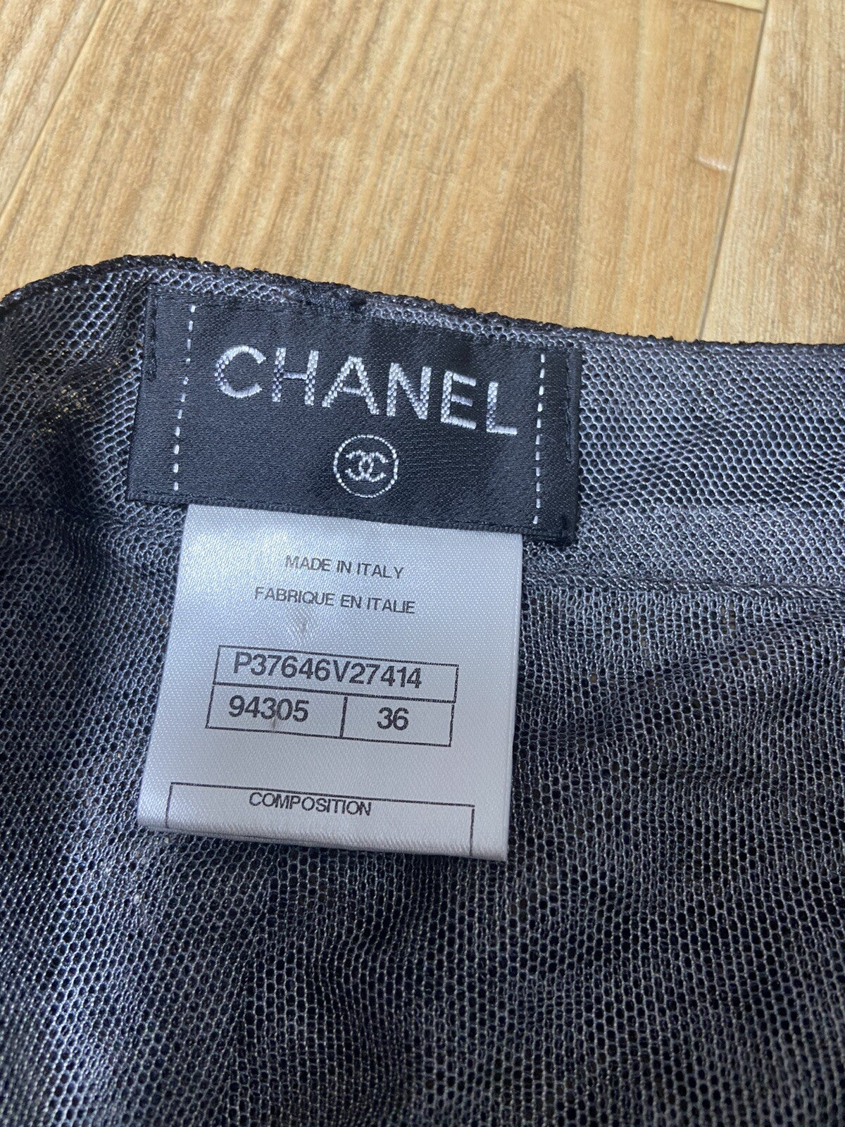 36 Chanel Triangle mesh viscose pants jeans