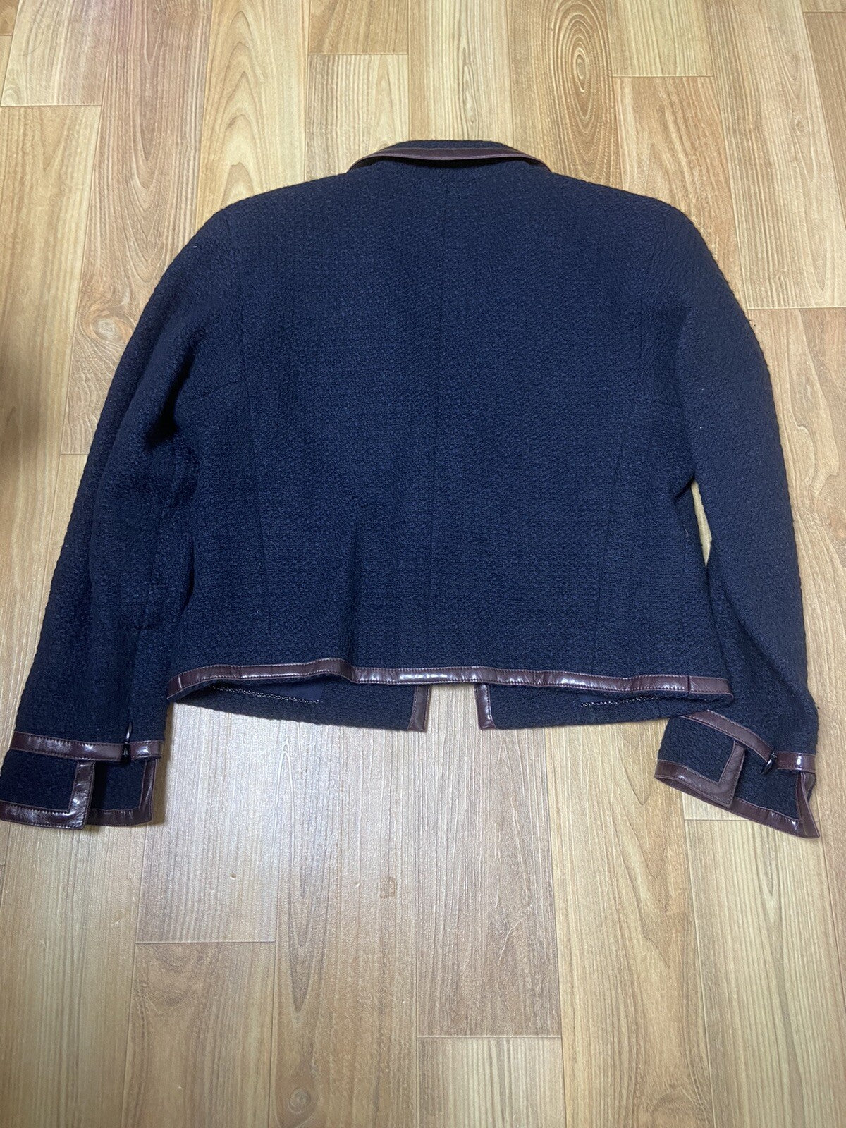 40 Chanel logo buckle leather trimmed wool tweed jacket