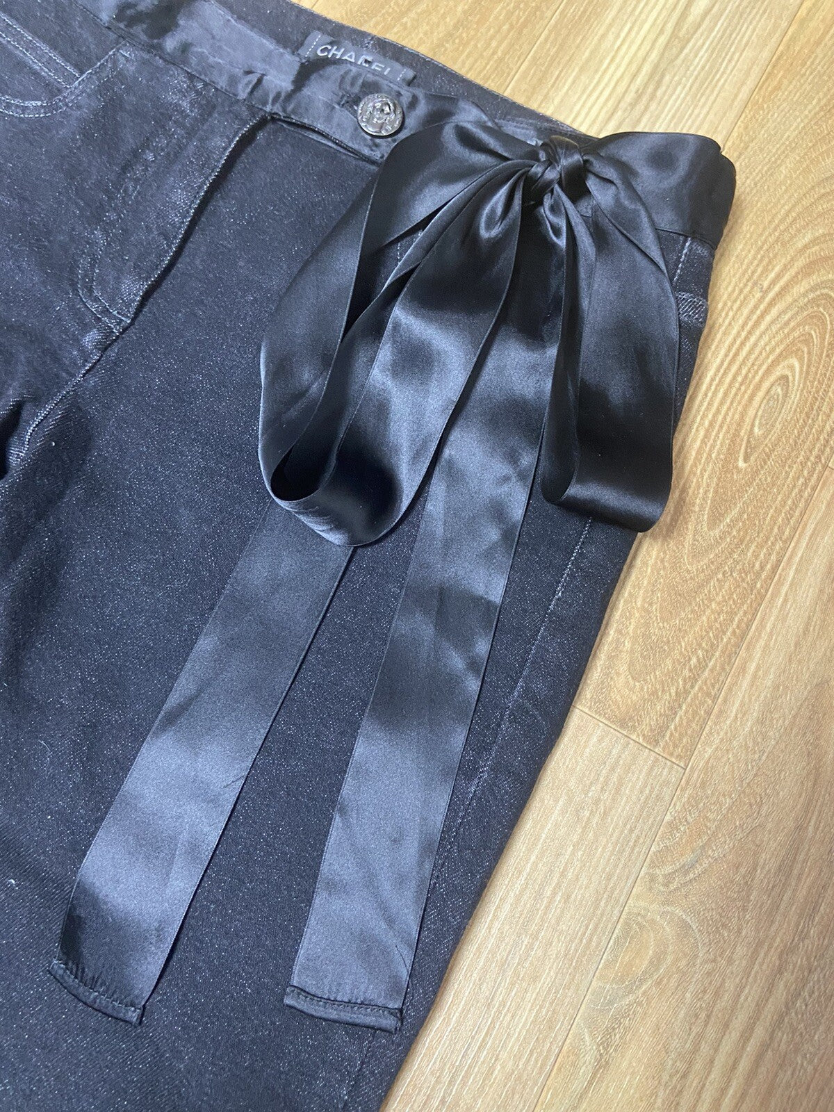36 Chanel waist tie ribbons denim pants jeans