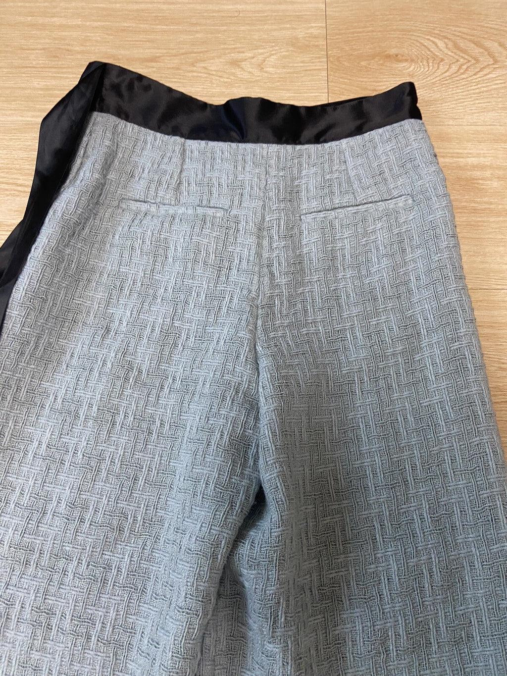 38 Chanel Waist bend ribbon wool tweed wide pants