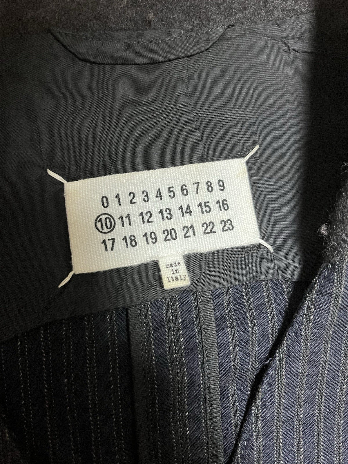50 Maison Margiela 6B striped sleeveless blazer jacket vest
