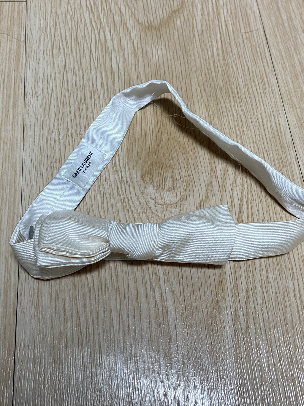 OS Saint laurent Silk bow tie