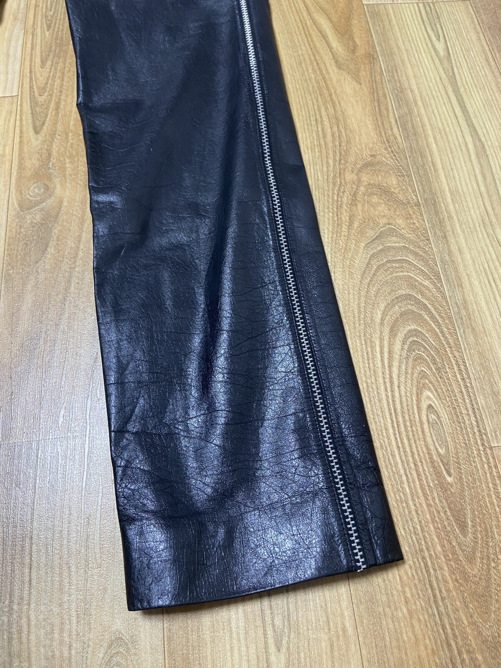 34 Chanel Calfskin leather side zipper biker pants jeans