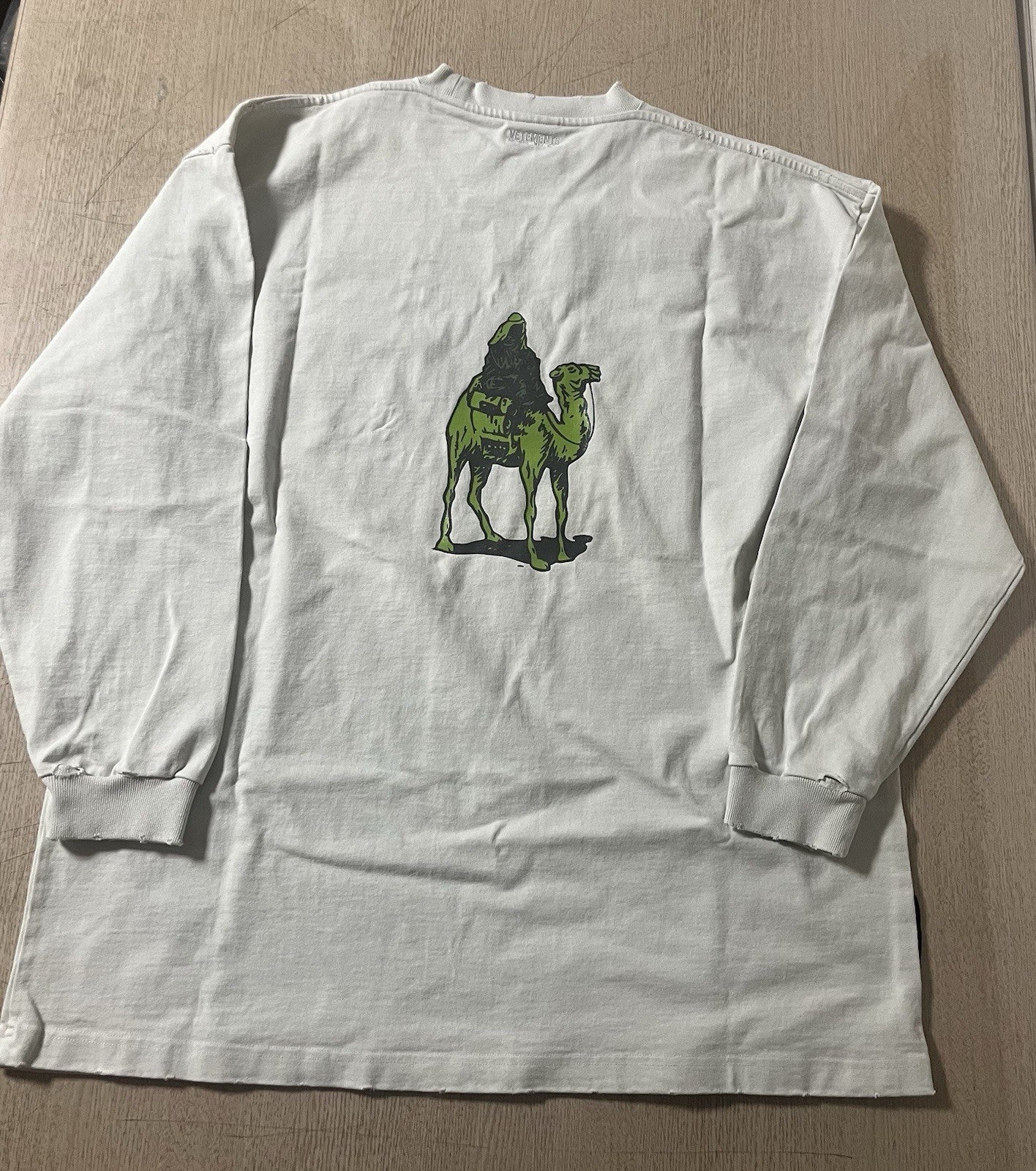 S vetements SILK ROAD distressed oversized long sleeve shirt