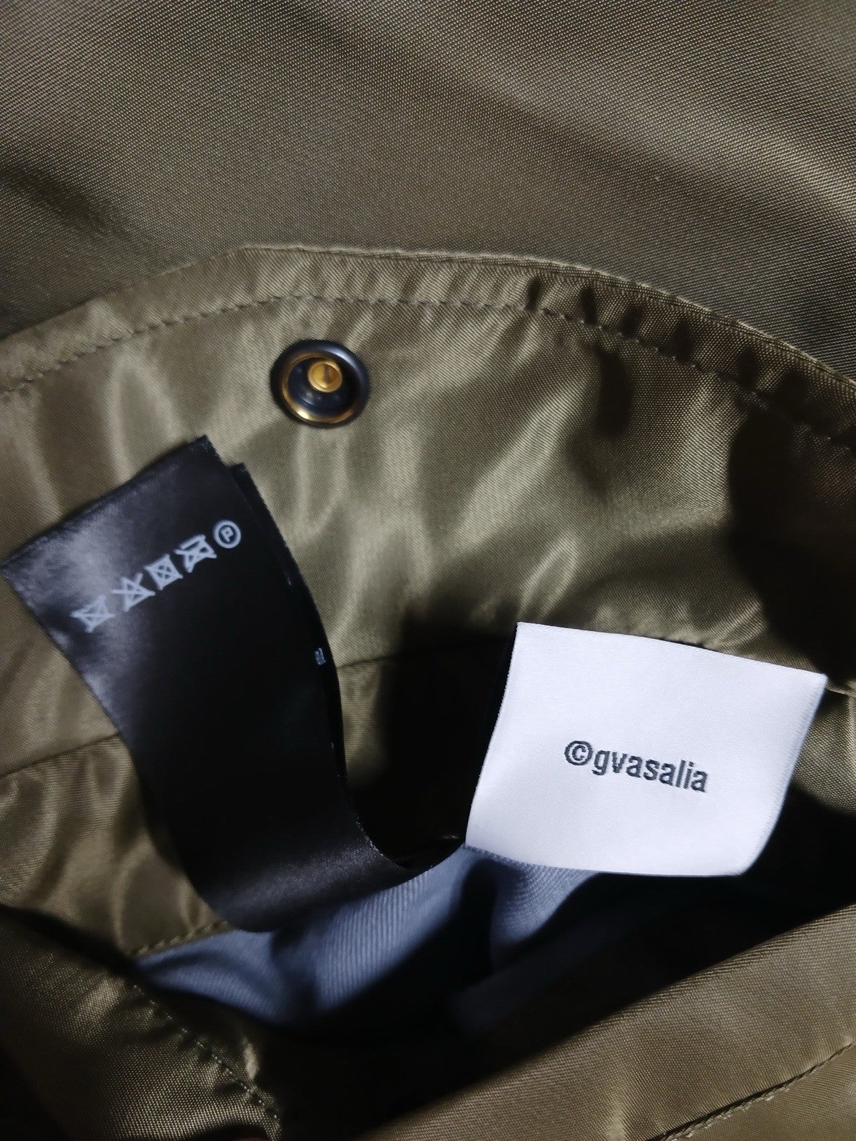 m Vetements Multi pocket cargo oversized Reversible bomber jacket