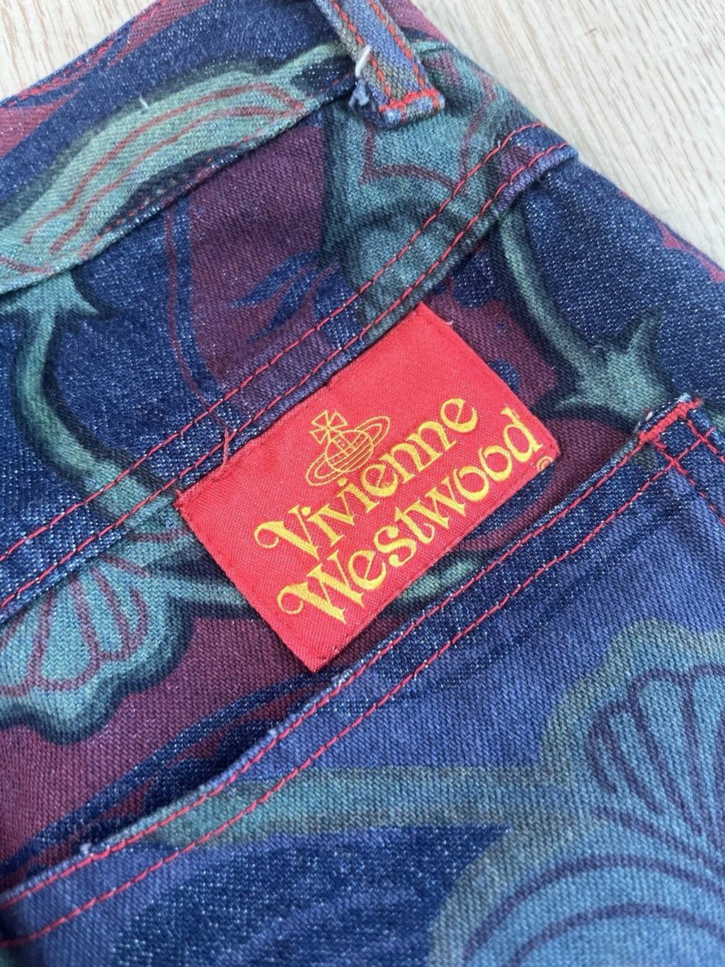 26 Vivienne Westwood Vintage 90s paisley Denim Pants Jeans