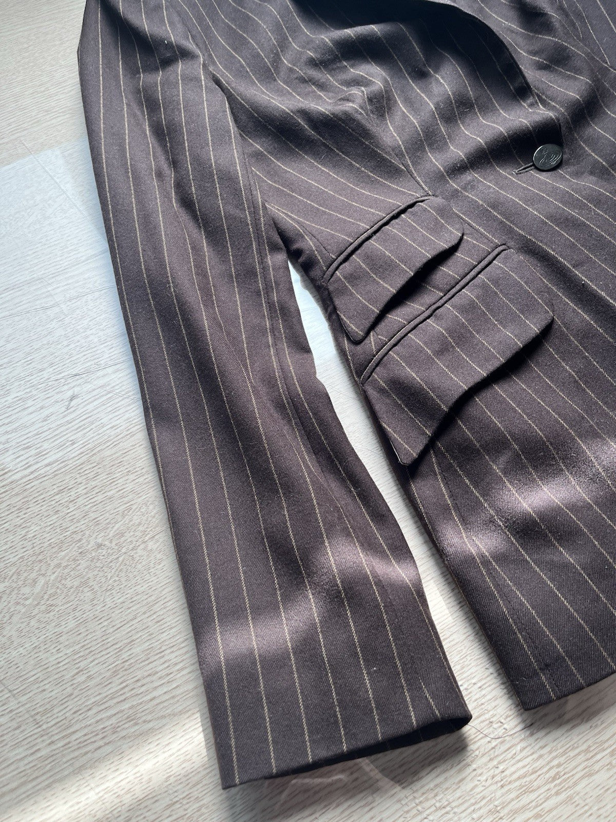 10 Vivienne Westwood GOLD LABEL vintage hourglass pinstripe blazer jacket
