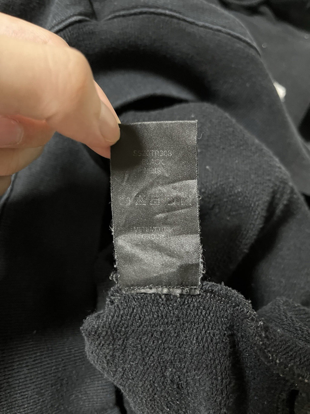 L Vetements SHUT UP oversized hoodie