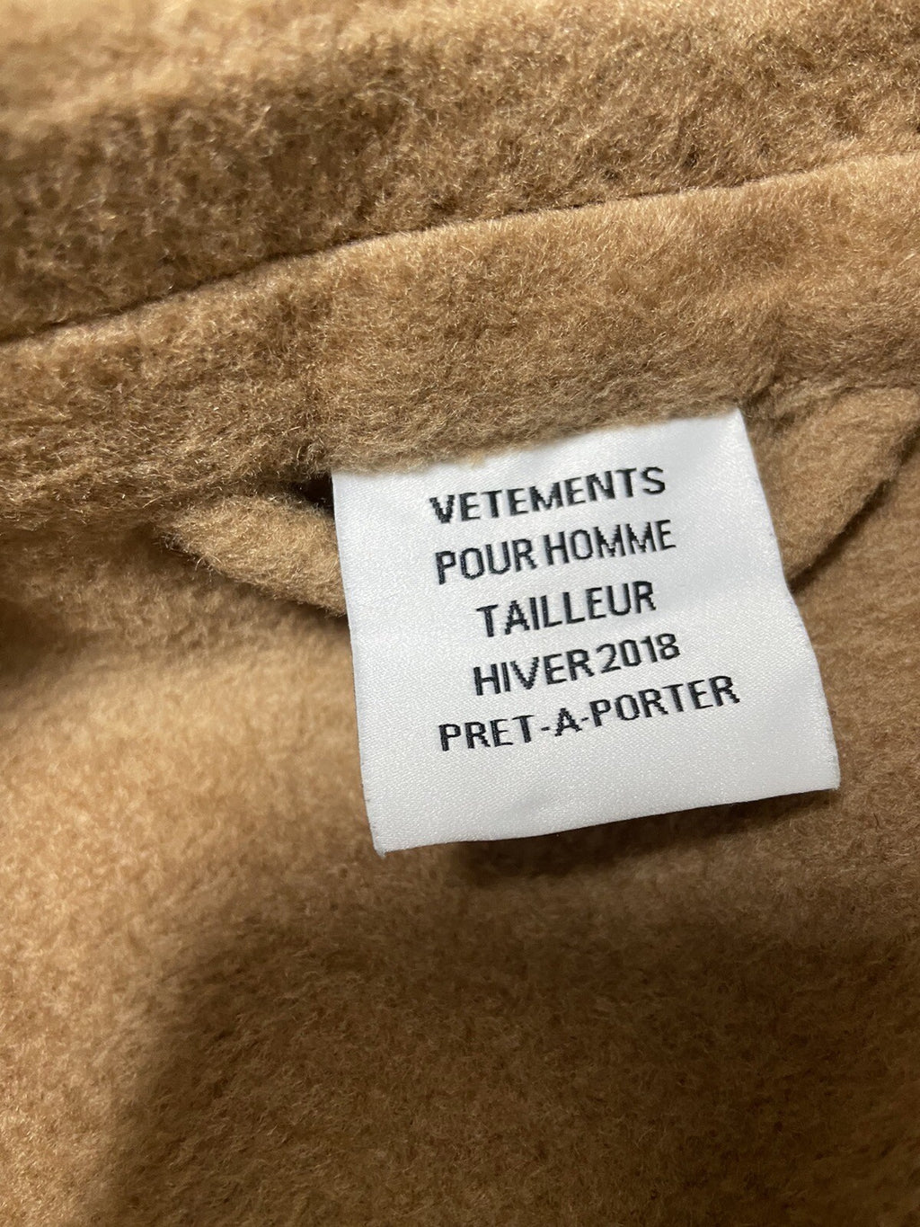 S Vetements FW17 baby Camel wool coat