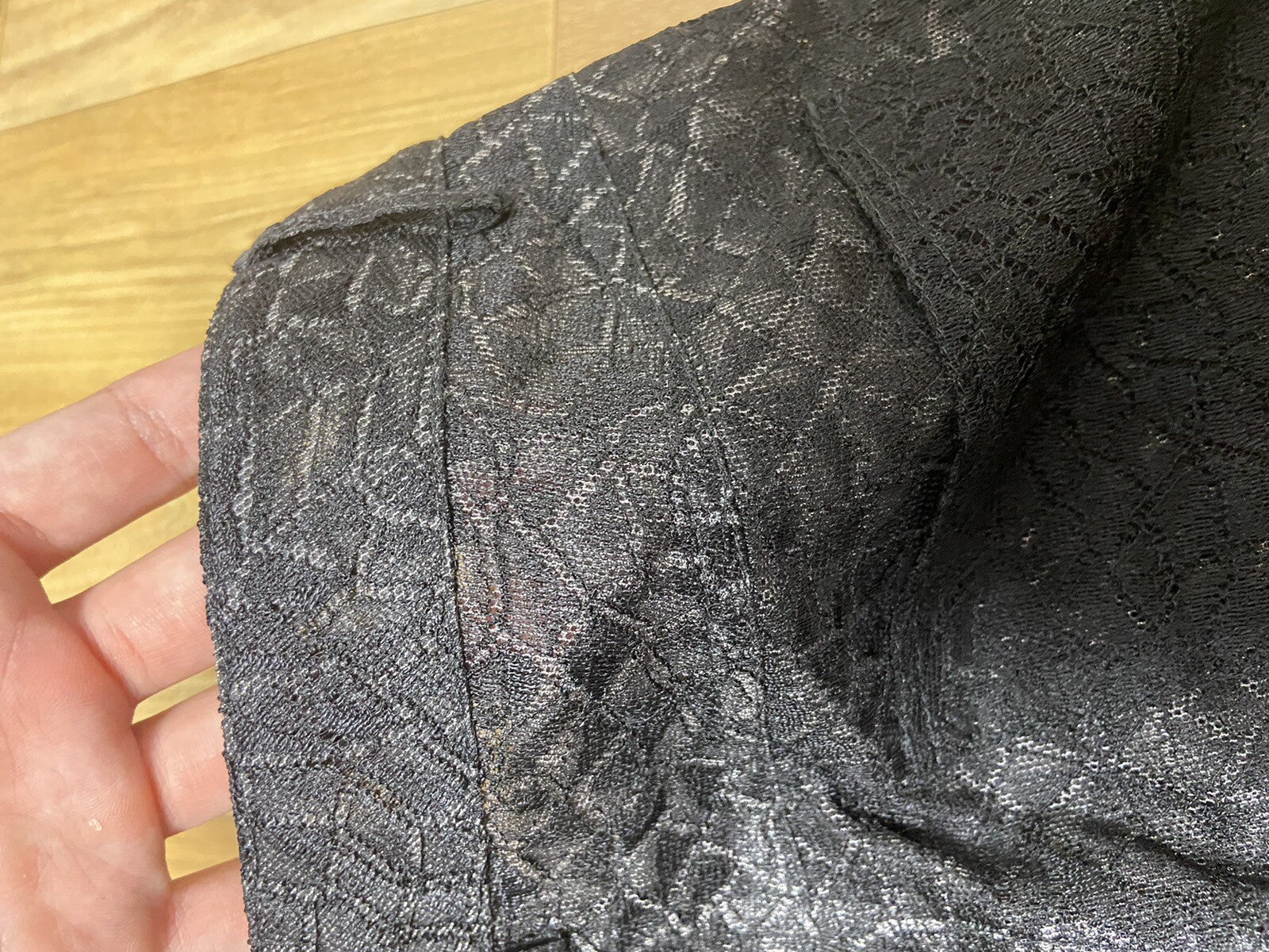 36 Chanel Triangle mesh viscose pants jeans